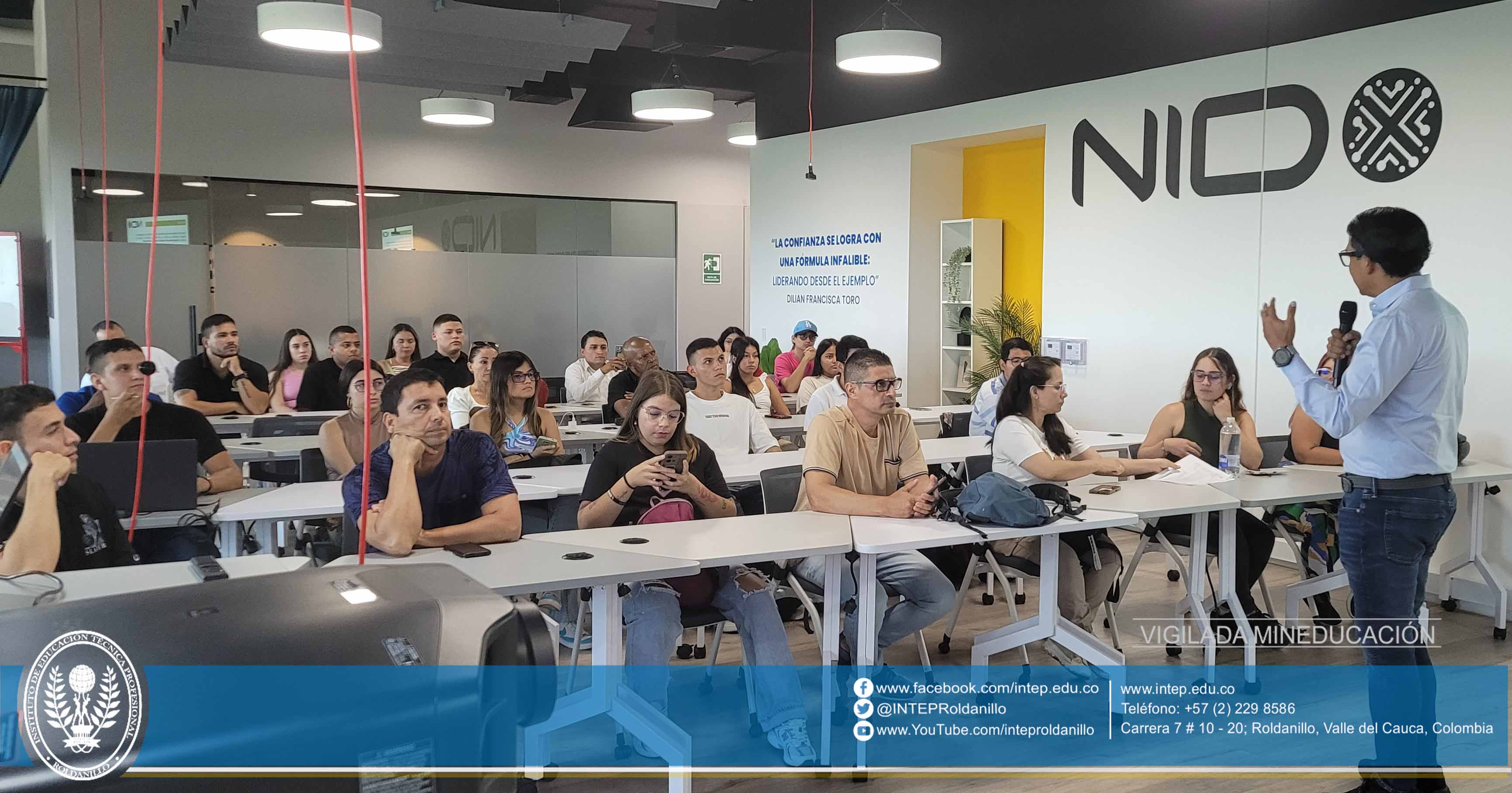 Visita al Distrito de Innovación e Inteligencia artificial - Programa NIDO.