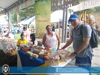 Participación en la X Feria Agropecuaria, Gastronómica y del Emprendimiento Rural